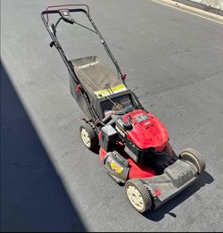 Keystart , Electric starting gas Lawnmower Troybilt 21 inch 190cc mower