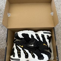 Nike Air Diamond Turf ‘96 Shoes