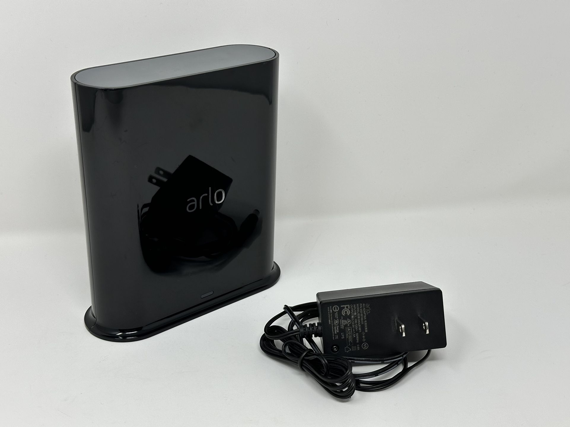 Arlo Smart Hub Arlo Ultra Base Arlo VMB4540 Smart Hub Base Station