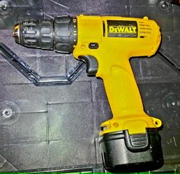 DeWalt 9.6V 3/8" Compact Cordless Drill w/ Battery