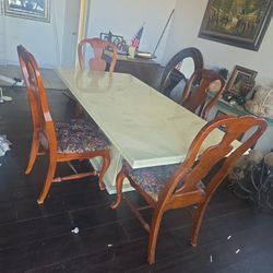 Dinning Table