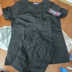 Women’s M Scrubs
