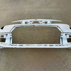 2020 - 2022 TOYOTA COROLLA SE / XSE FRONT BUMPER COVER OEM