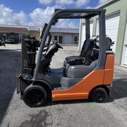 2010 Forklift  8Fgcu25