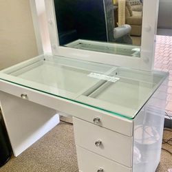 NEW BEAUTIFUL VANITY MAKEUP TABLE *NO CREDIT NEEDED $1 Down