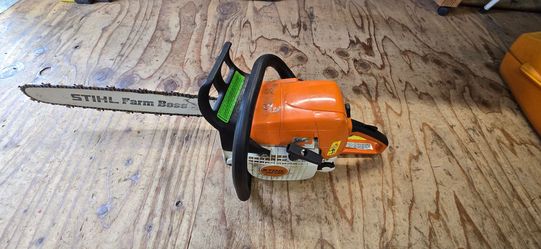 STIHL CHAIN SAW.          MS 290 farm boss