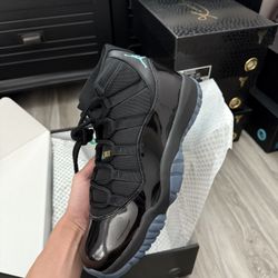 Retro 11 Gamma Blue Size 11 12