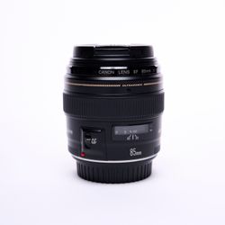 Canon EF 85mm f/1.8 USM