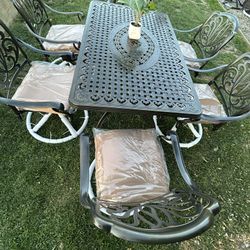 Patio Outdoor Dining Set Brand New 