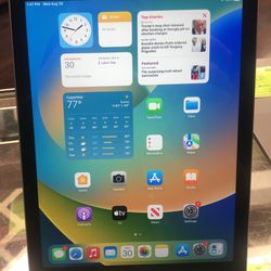 Apple iPad 5th Gen 32GB - WiFi