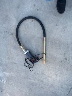 XtremepowerUS 780W Portable Concrete Vibrator with 1.5m Flexible Shaft