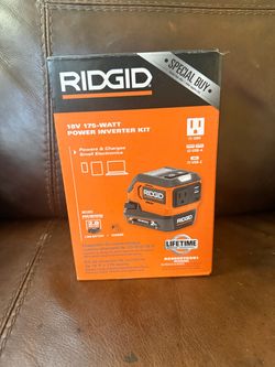 RIDGID 18V Cordless Inverter Kit with 2.0 Ah MAX Output Lithium Battery, 18V Lithium Charger, and 18V AC Inverter