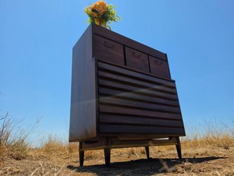MARVELOUS Mid Century Modern American of Martinsville Dresser 7 Drawers