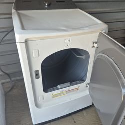 SAMSUNG ELECTRIC DRYER 