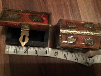 Small trinket box