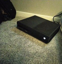 Xbox One With Games And Controller And Headset