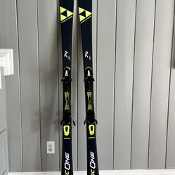 Like New  Fischer RC ONE 74 Skis with Fischer RS 10 GW Adjustable Bindings