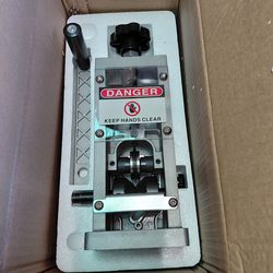 Vevor sd-002 manual / drill powered wire stripper for .06 to 1.5" wire