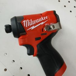 Milwaukee New 1/4" Impact Fuel- Variable Speeds 