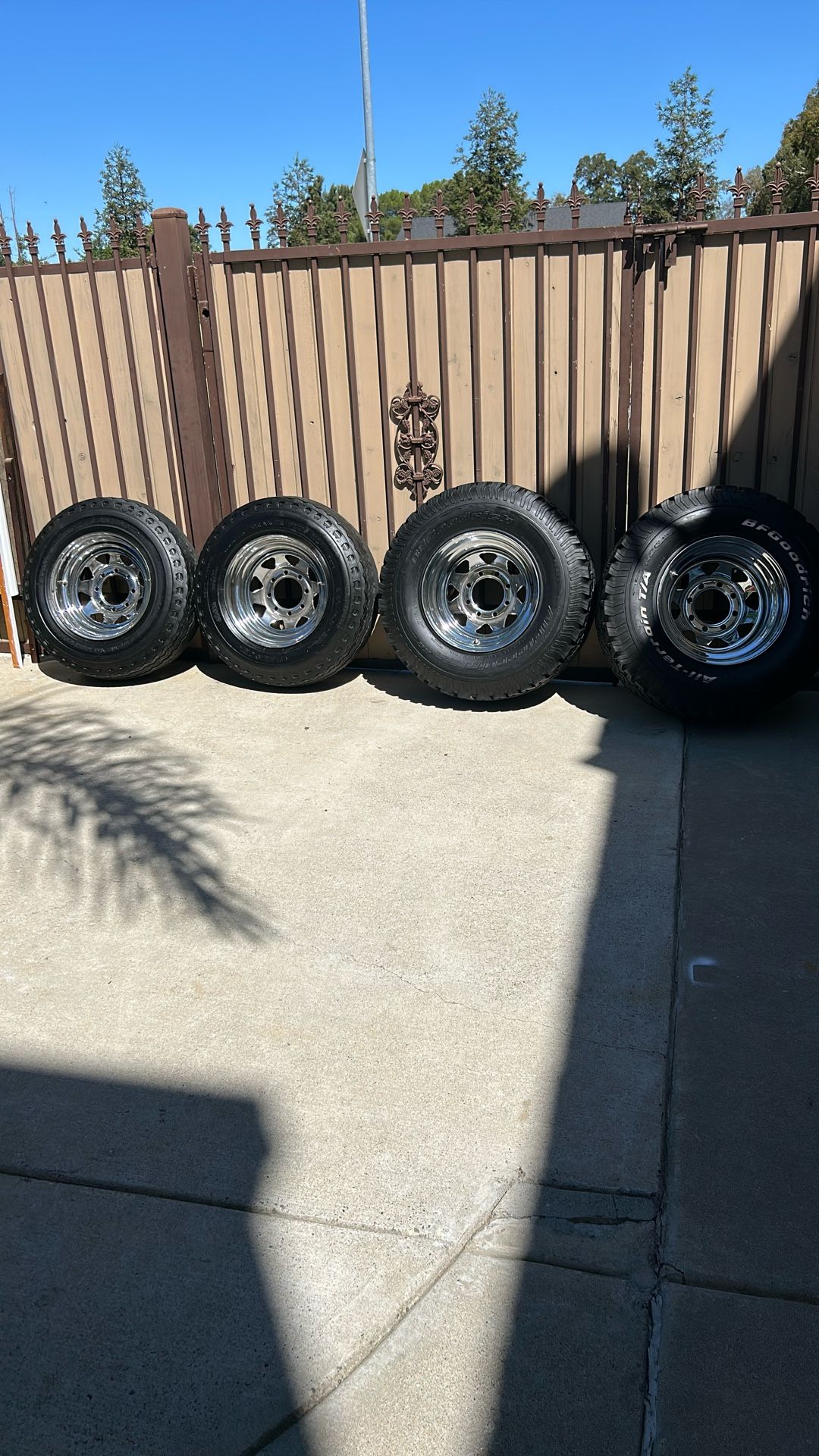 4 Wheels, And Tires. Good Threat For Ford 8  Logs