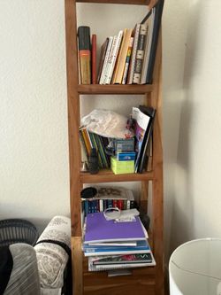Solid Wood Leaning Ladder Bookshelf with 2 Drawers