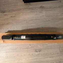 04-08 Acura Tsx bumper reinforcement