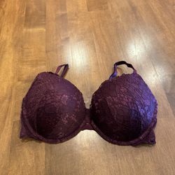 Woman’s Victoria’s Secret, Very Sexy Push-Up Bra Shipping Available