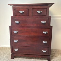 Dresser, chest of drawers, vintage