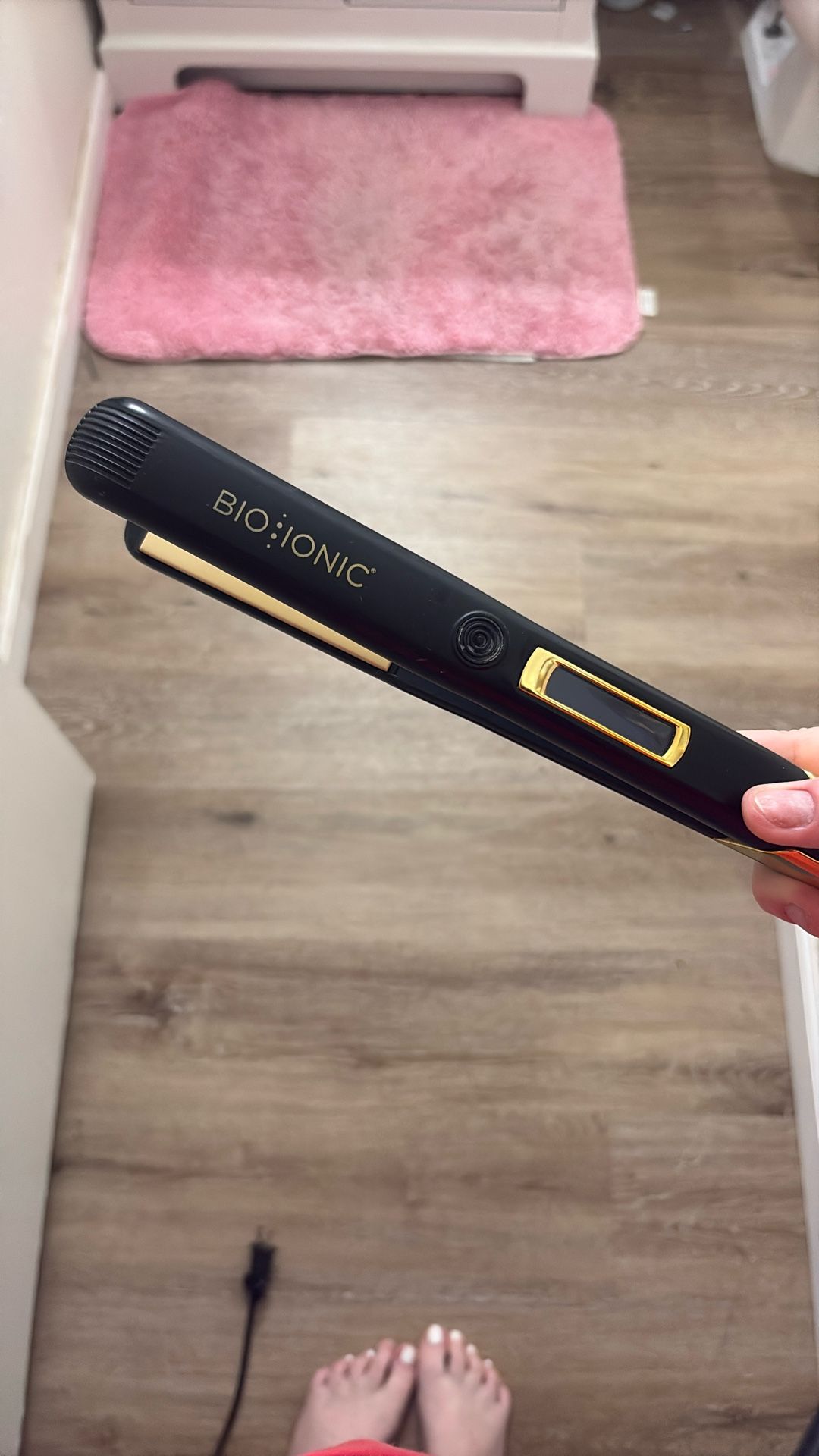 BioIonic Straightener 