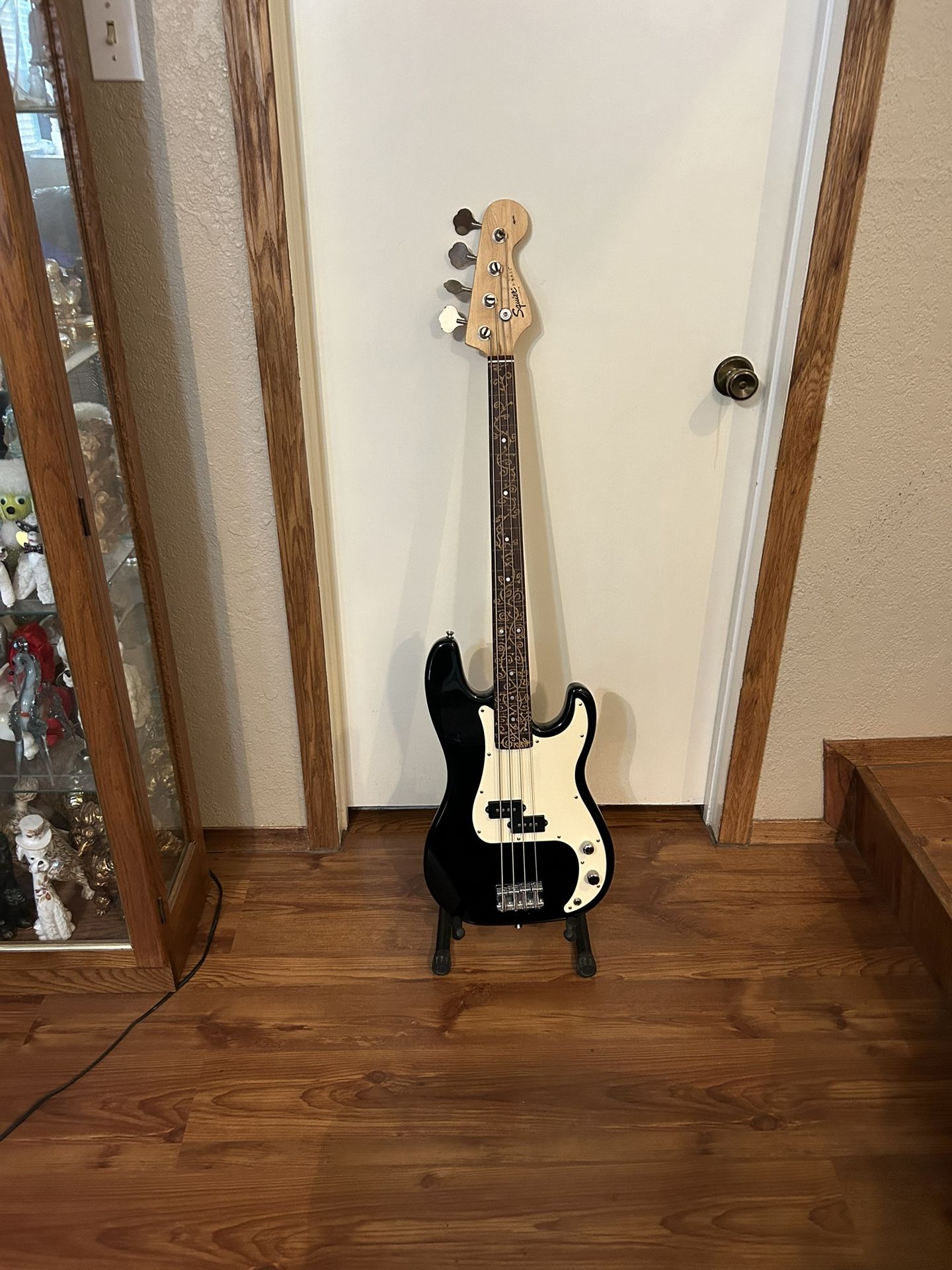 Fretless Bass