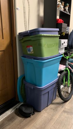 Storage bins