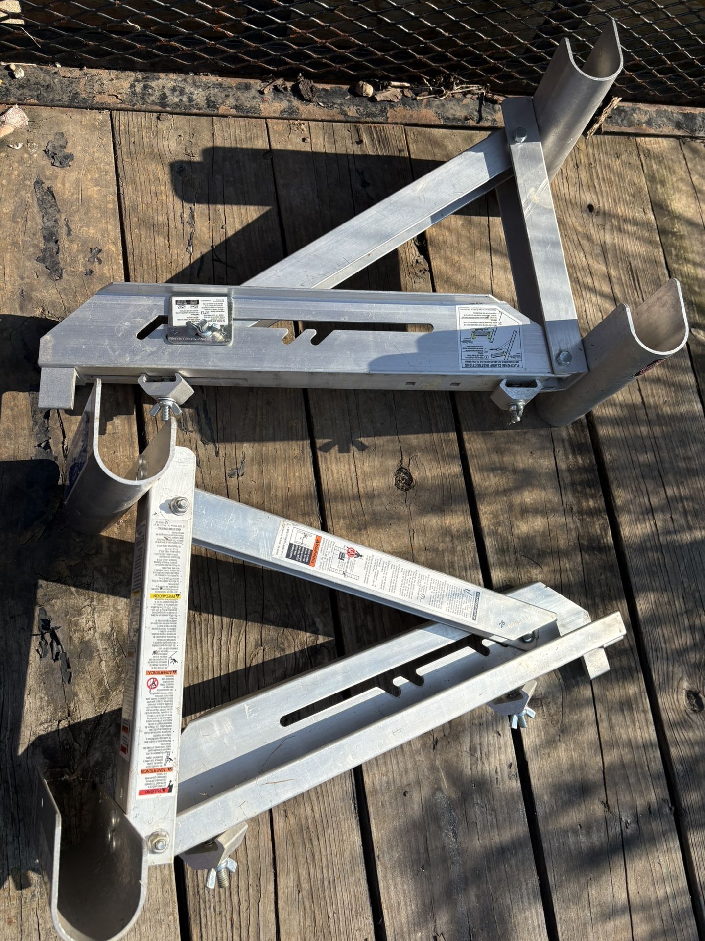 Ladder Jacks
