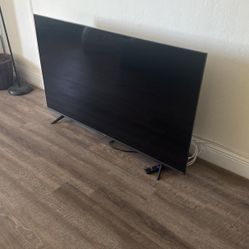58inch Hisense Smart TV(Roku)
