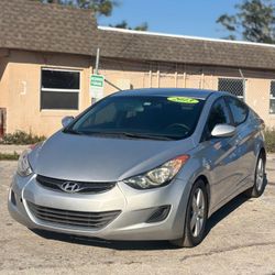 Hyundai Elantra 2013