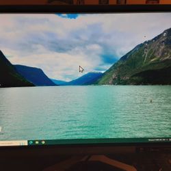 Dell I 7 Computer with Mouse, Key Board & 22 Inch  Gateway Monitor 