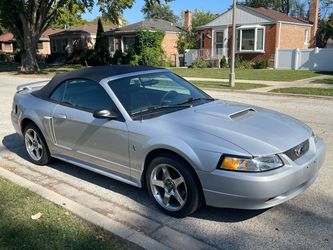 2004 ForD Mustang GT convertible 16k miles