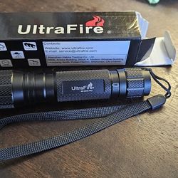 Ultrafire bright flashlight, huge discount