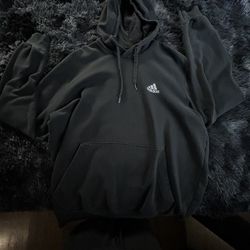 BLACK ADIDAS HOODIE SIZE L WOMENS