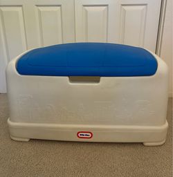 Little Tikes Toy Chest /Toy Box