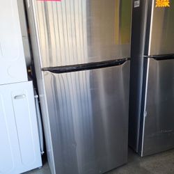 LG Top Freezer Refrigerator 20 Cubic Feet  3TXX