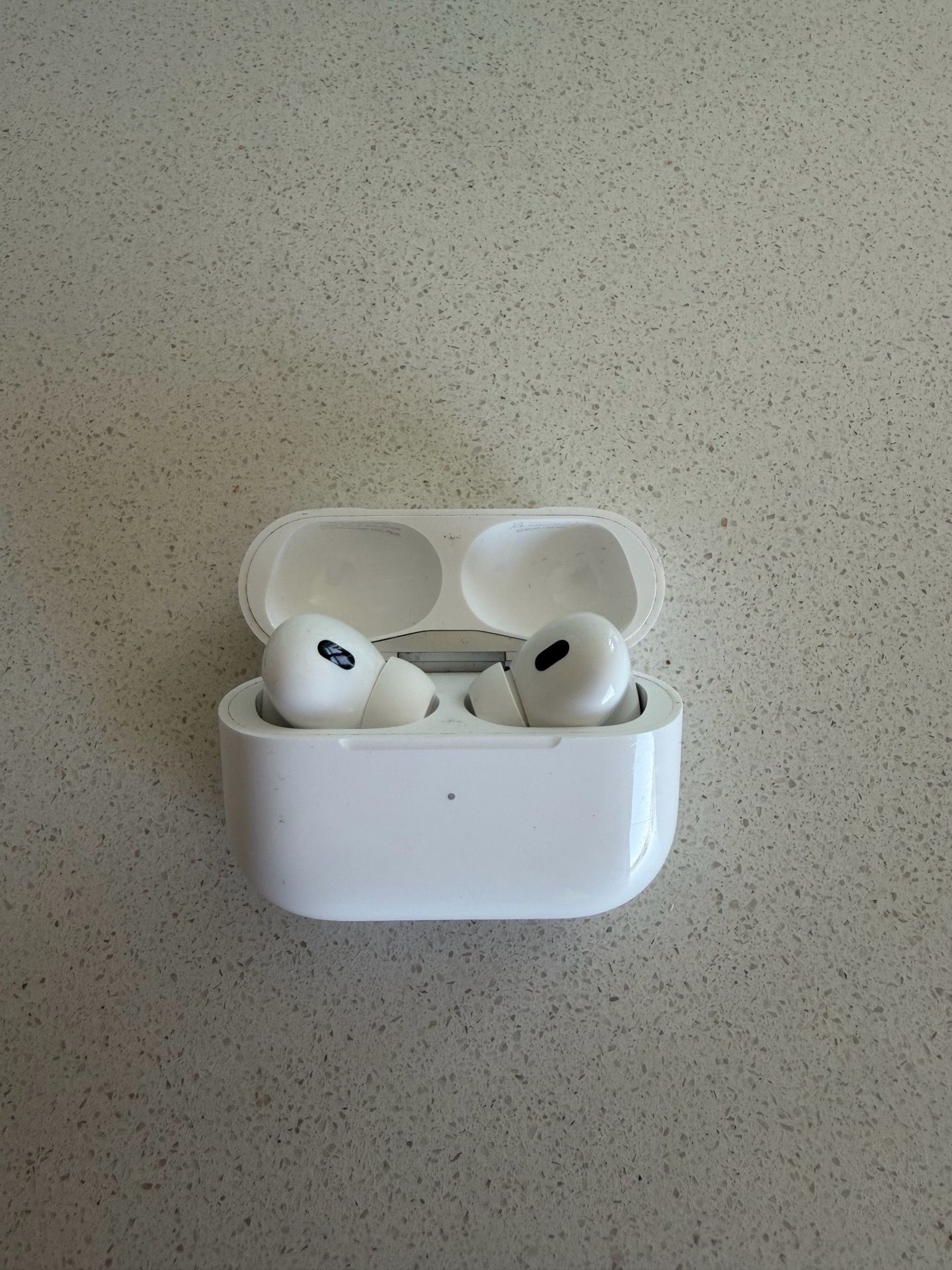 AUTHENTIC AirPods Pro 2 *FLASH DEAL*