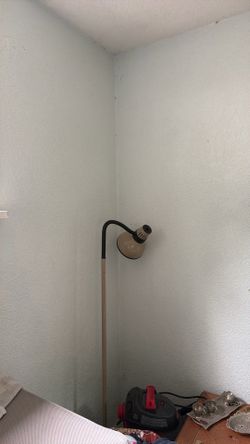 Floor lamp