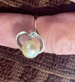 Pearl And Diamond Ring