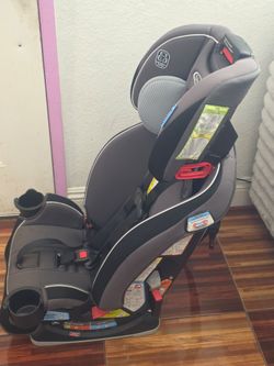 Graco  4 in 1 car seat