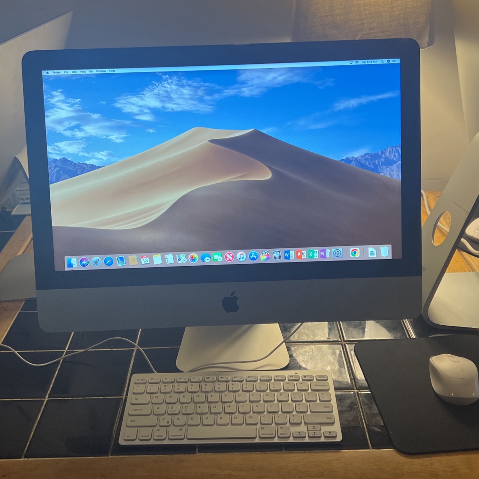 iMac 2013 21.5 inches 8gb RAM 1tb Drive i5 Slim 