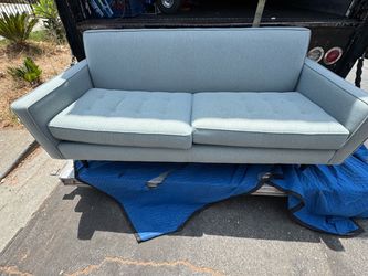 loveseat