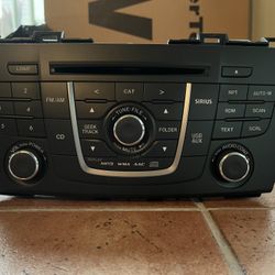 CG40669R0 Factory Radio AM FM Receiver with Single Disc CD Player Compatible with Masada 5