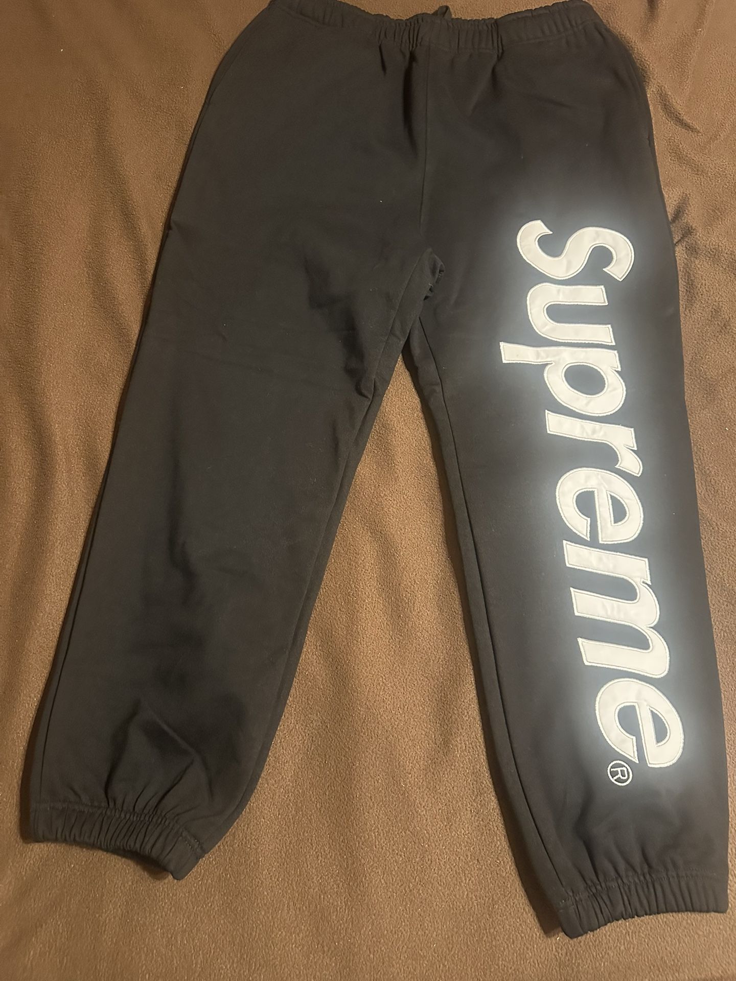 Supreme Sweats 
