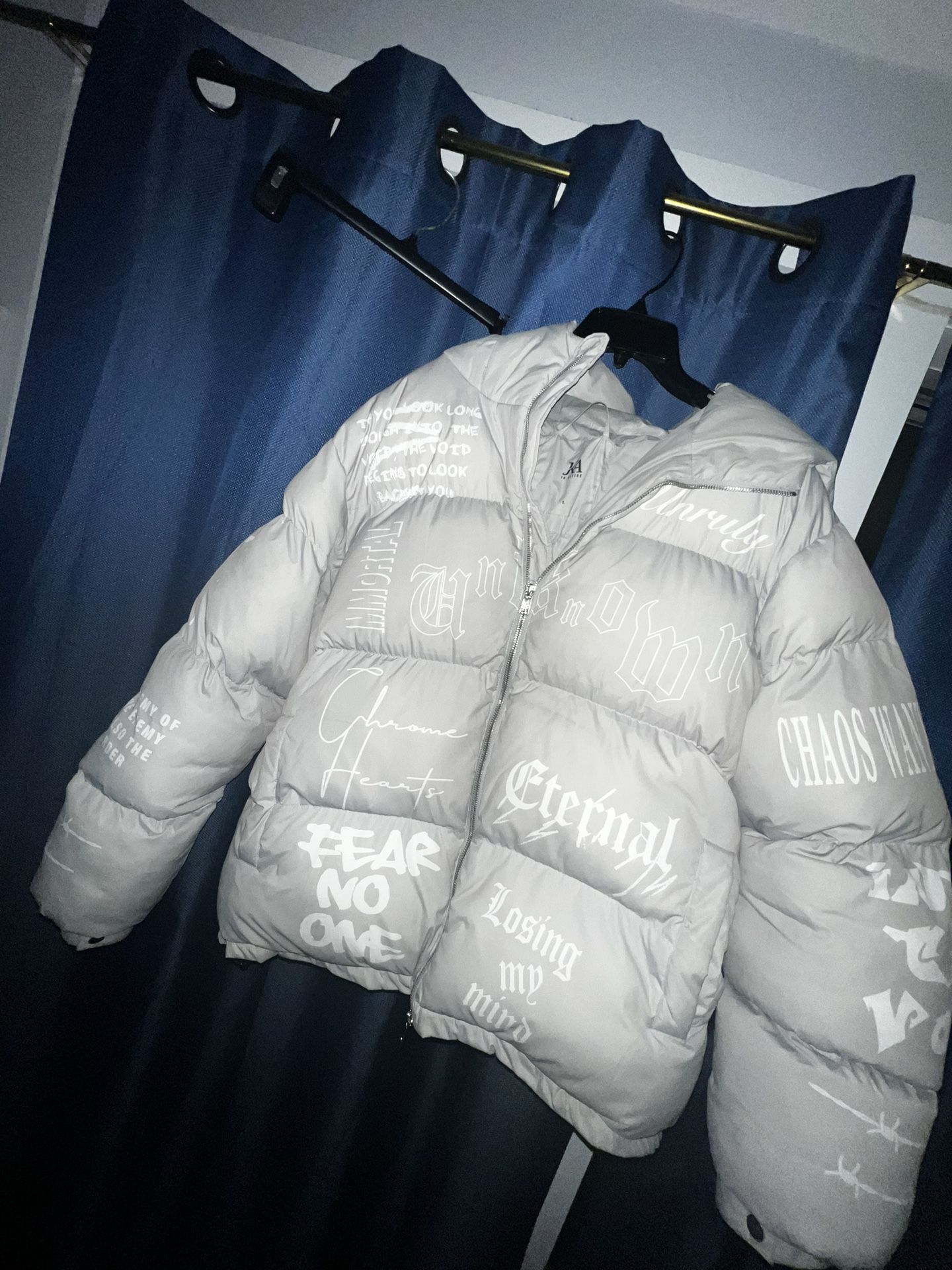 JK ATTIRE ⚪️ Puffer Chaos JACKET🧥