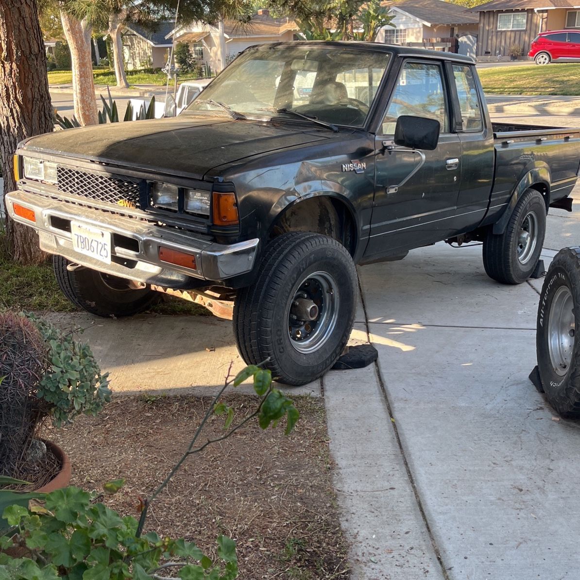 1983 Nissan/ Datsun 720 4x4/parts for Sale in Pomona, CA - OfferUp
